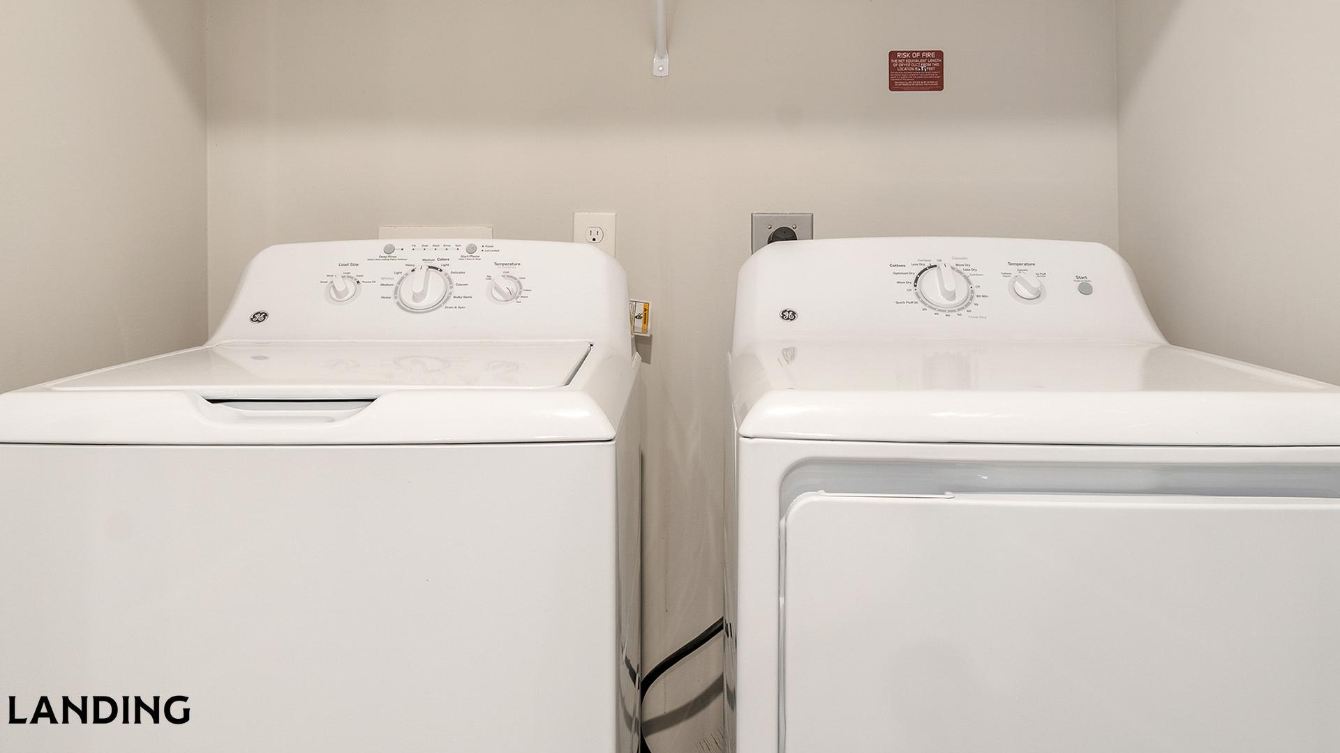 Building Photo - 1270 Hillcrest Dr