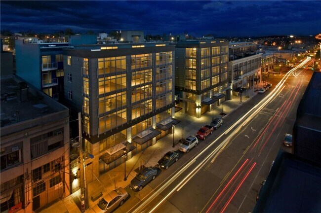 Building Photo - 2Bd/2Ba Seattle Condo