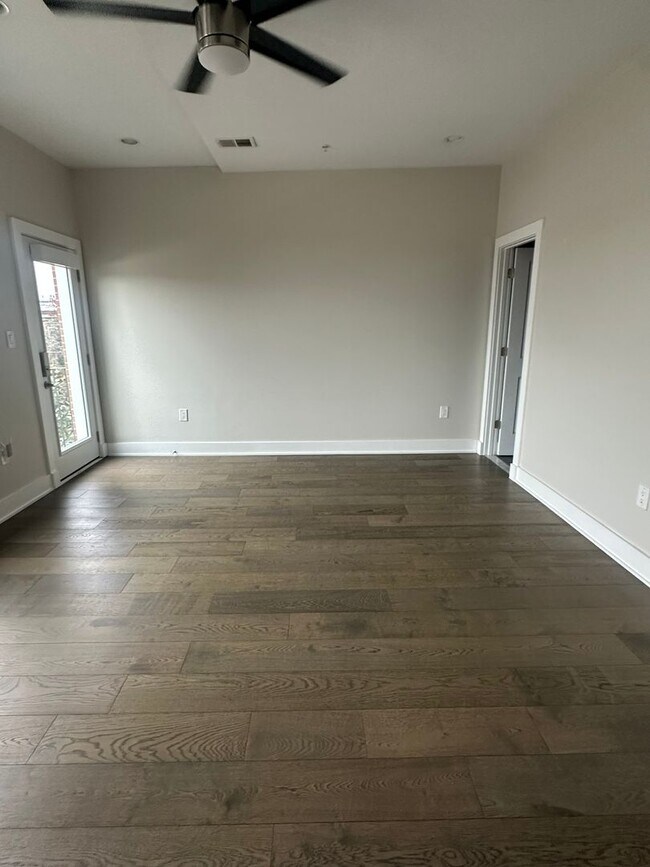 Building Photo - Modern 2 Bedroom, 2 Bathroom Penthouse with Parking in Historic LeDroit Park