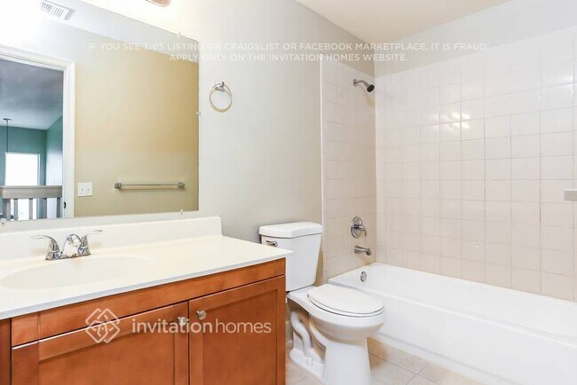 Building Photo - 10642 NW 1st Ct