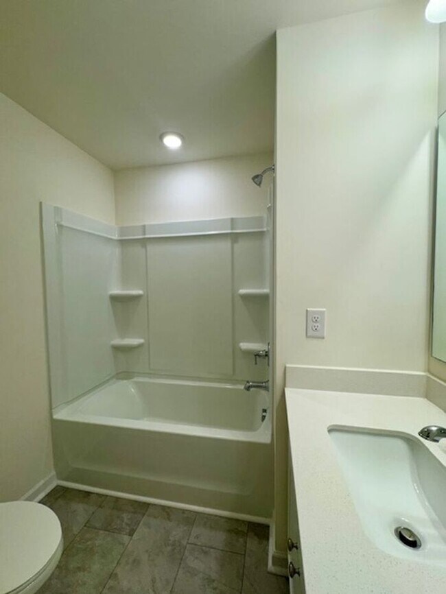 Building Photo - 206 Harpers Run Ln