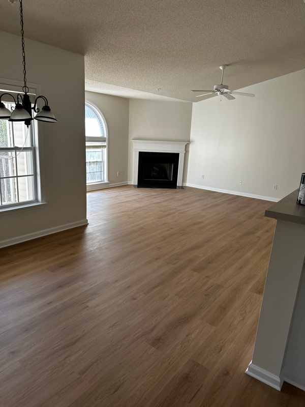 Building Photo - 533 Mill Pond Dr