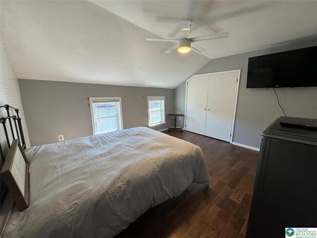 Building Photo - 312 Lehigh Dr