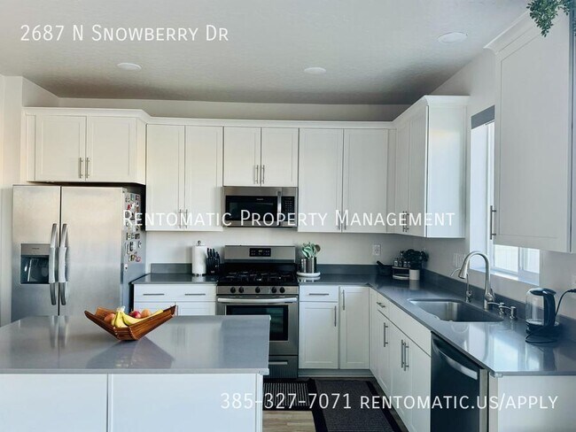 Building Photo - 2687 N Snowberry Dr