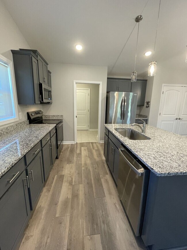 Building Photo - 219 Grist Mill Dr