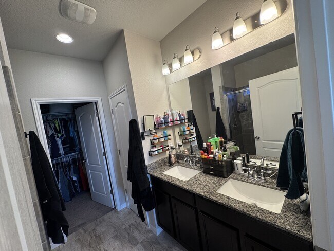 Building Photo - 7507 McCulloch Rd