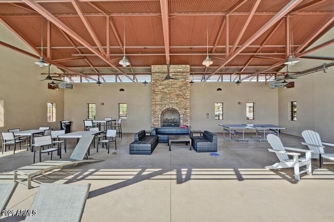 Building Photo - 9969 W Robin Ln