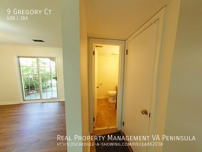 Building Photo - Single Home in Holiday Park of Hampton for...