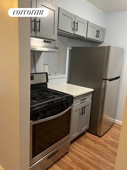 Building Photo - 244 E 110th St