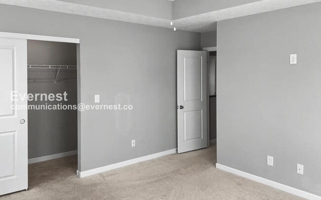 Building Photo - 6227 Kemp St