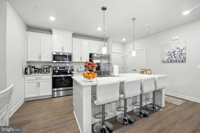 Building Photo - 12865 Mosaic Pk Wy