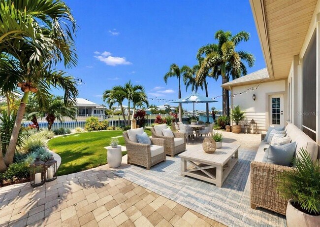 Building Photo - 5704 Sea Trout Pl