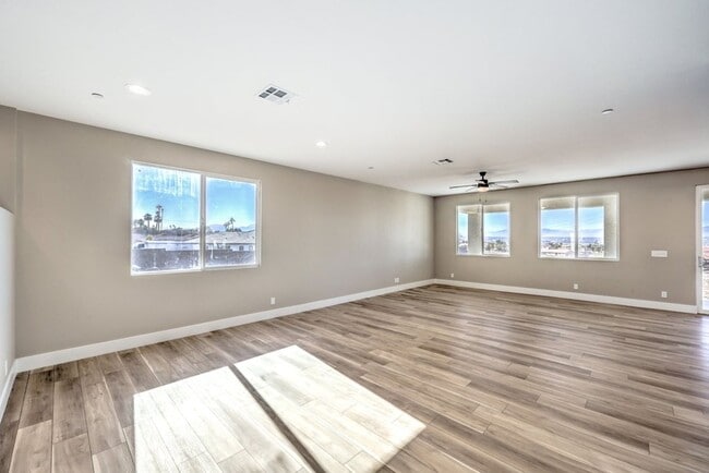 Building Photo - Strip View - Custom Home - Immediate Move In - Horse Property