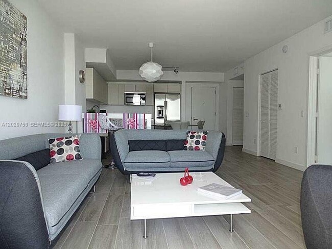 Building Photo - 4250 Biscayne Blvd