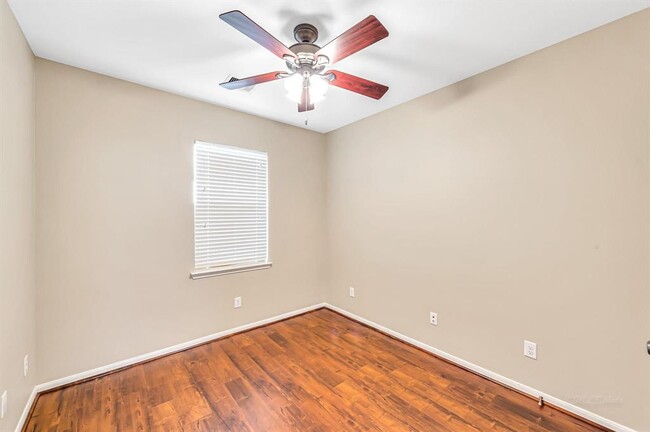 Building Photo - 27523 Huggins Crest Ct