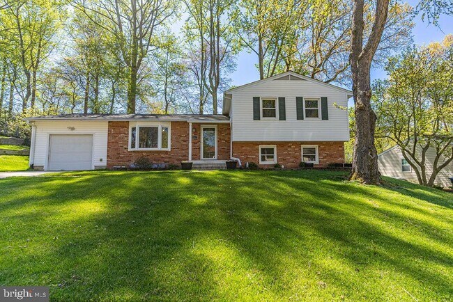 Primary Photo - 8317 Harland Dr