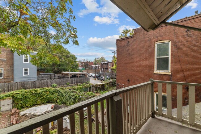 Building Photo - 2819 Shenandoah Ave