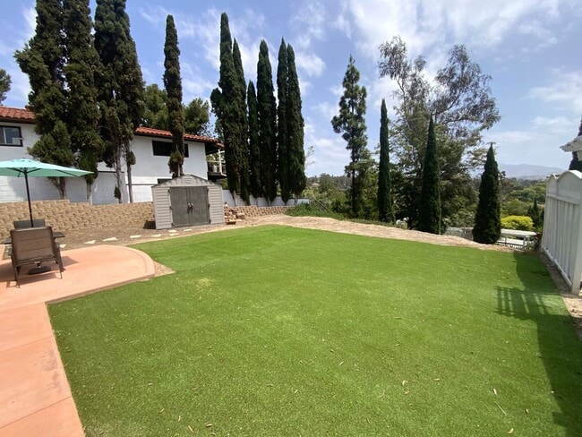 Building Photo - Large Private Yard with View- 1BD/BA ADU