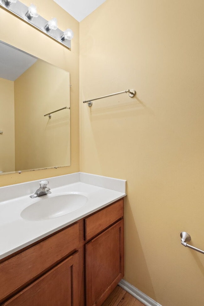 Building Photo - 1132 Coventry Cir