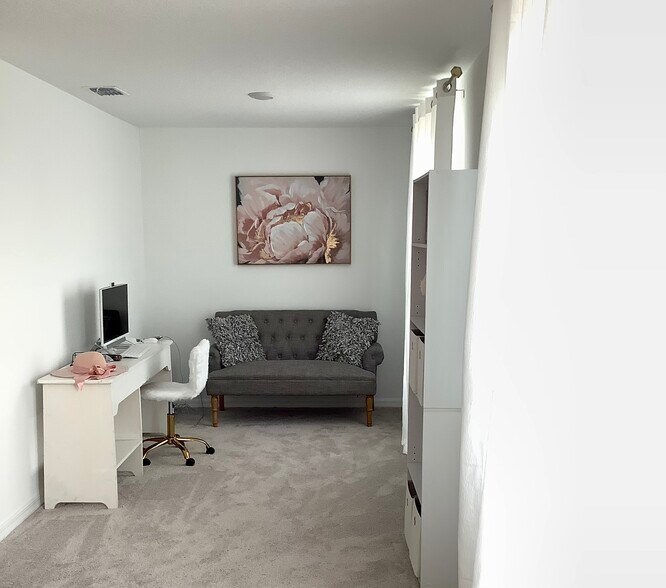 Building Photo - 821 Benoi Dr