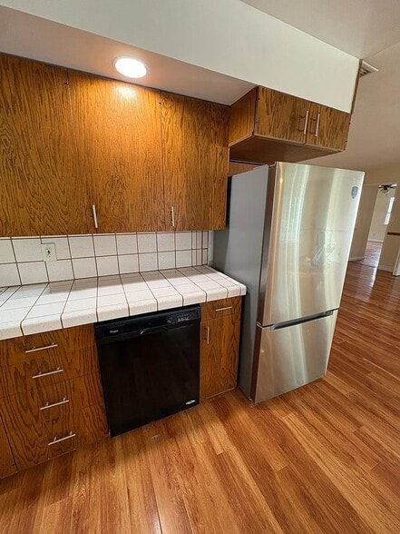 Building Photo - 1843 Santa Fe Ave