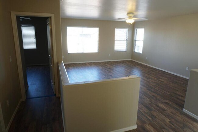 Building Photo - 4047 E Angel Spirit Dr