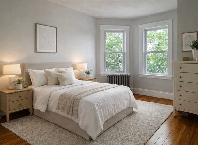 Building Photo - 30 Monmouth St