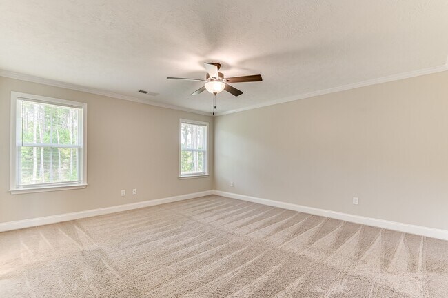 Building Photo - 2041 Limerick Ct