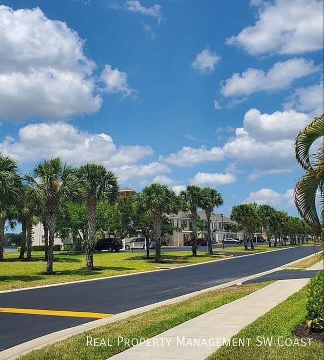 Building Photo - 4256 Liron Ave