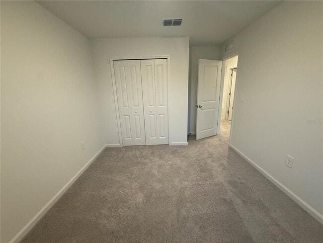 Building Photo - 5427 Meadow Walk Dr