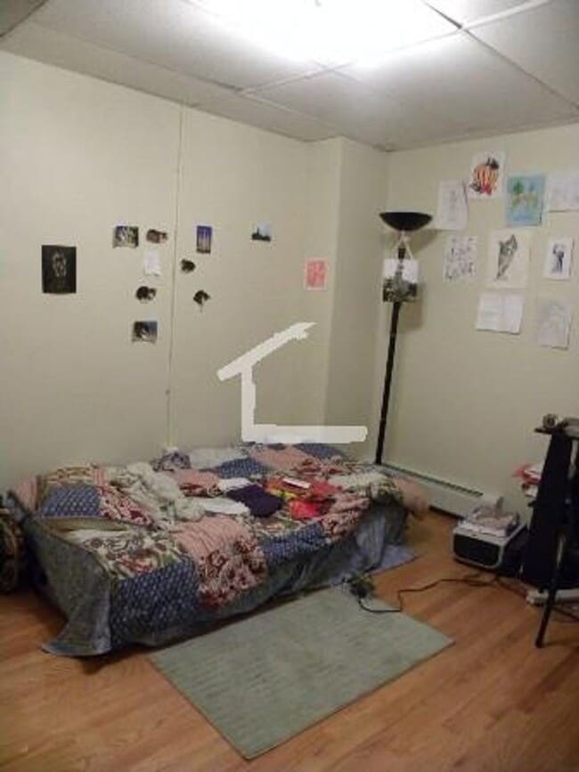 Building Photo - Perfect 3.5 bed Close to Fenway!!