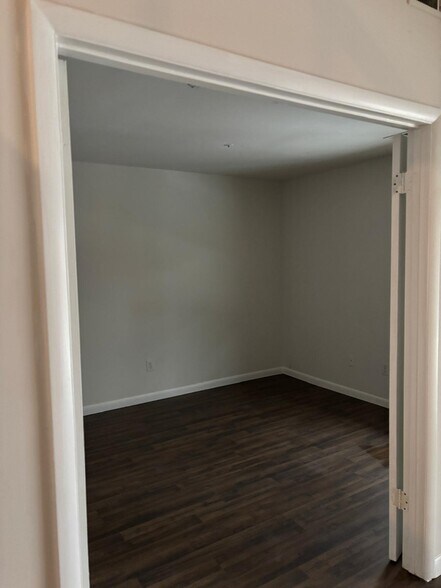 Building Photo - 1112 Windemere Ct