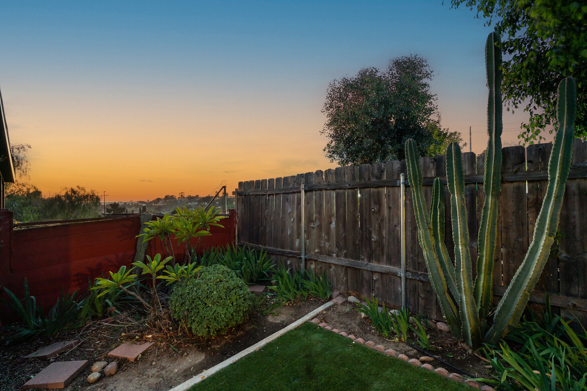 Building Photo - 3440 Hershey St