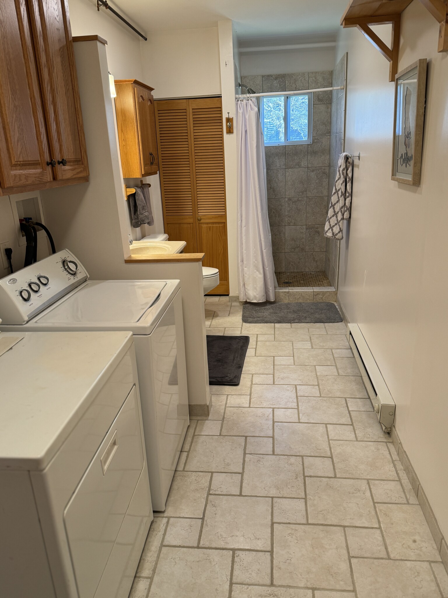 Building Photo - 1416 Hanshaw Rd