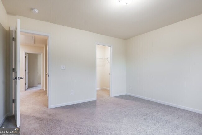 Building Photo - 322 Hamilton Pointe Dr