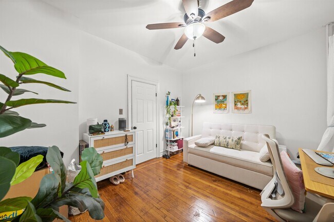 Building Photo - 429 Fairmount Ave