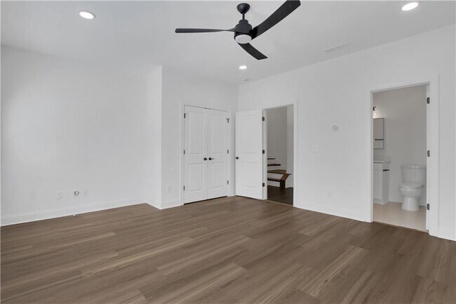 Building Photo - 1278 Linden Ct