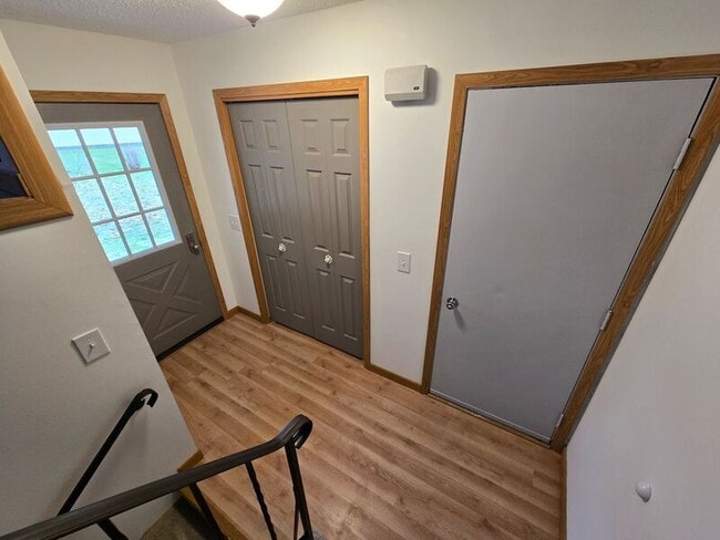 Building Photo - 8627 Woodlawn Dr