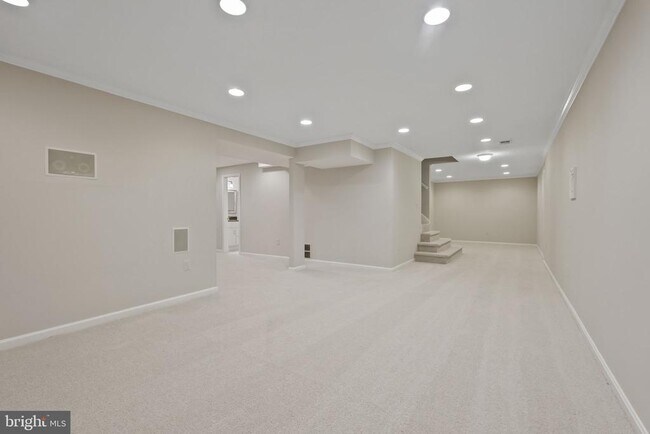 Building Photo - 6506 Bellamine Ct