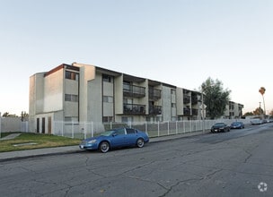 Building Photo - Le Concorde