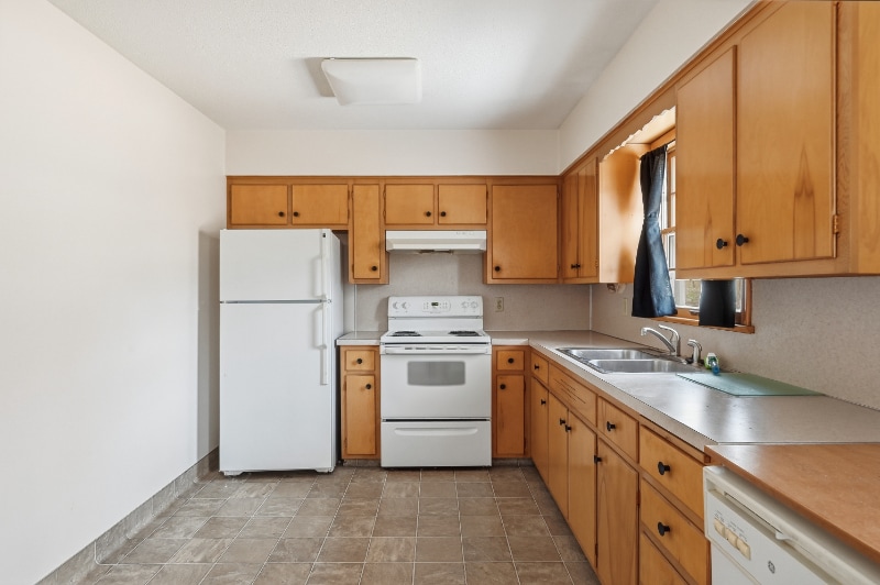 Building Photo - 171 Skyline Dr