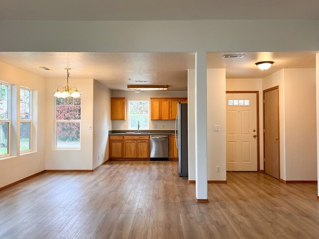 Building Photo - 622 E GRANT St