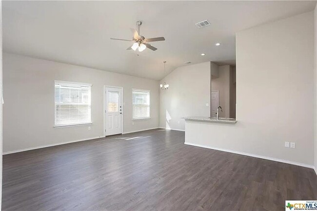 Building Photo - 3430 Scott Cir