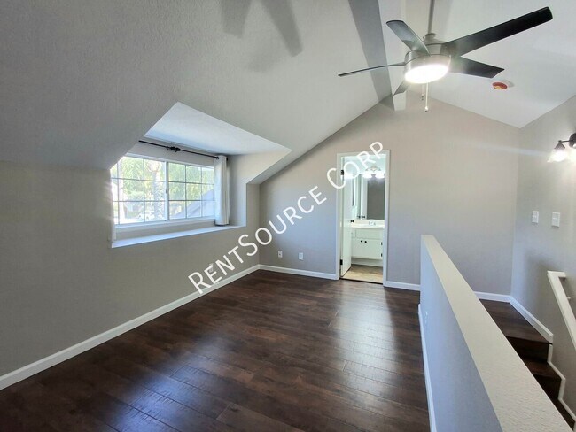Building Photo - 23910 Clayton Ct