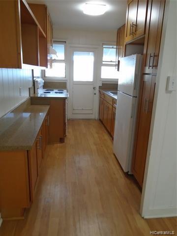 Primary Photo - 2338 Young St