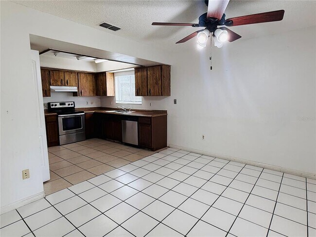 Building Photo - 11442 Ashboro Dr