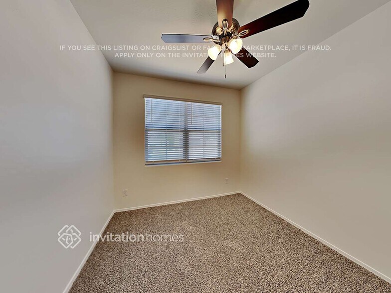 Building Photo - 25567 W Allen St
