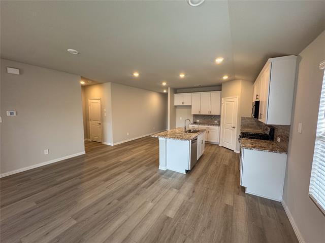 Building Photo - 2110 Dunbar Dr