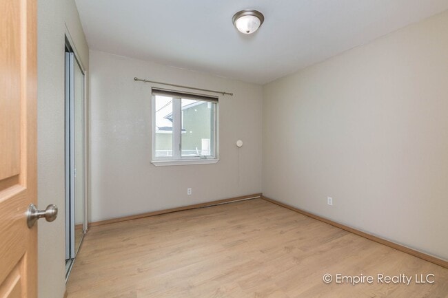 Building Photo - 834 Marquette Loop