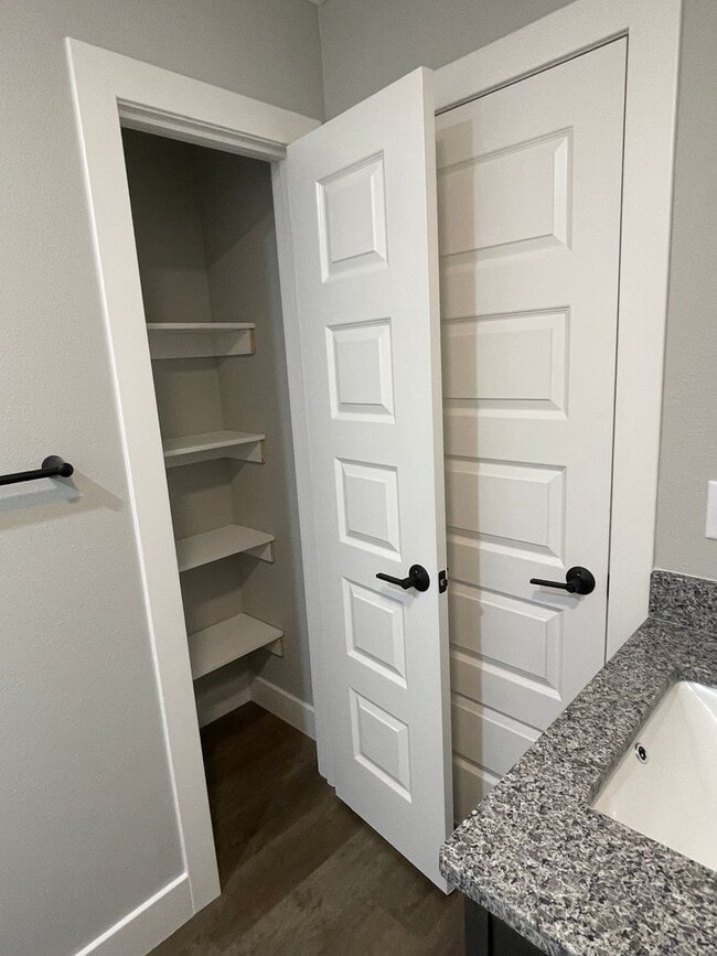 Building Photo - NEW CONSTRUCTION 3 Bed 2 Bath FOR RENT in Waynesville